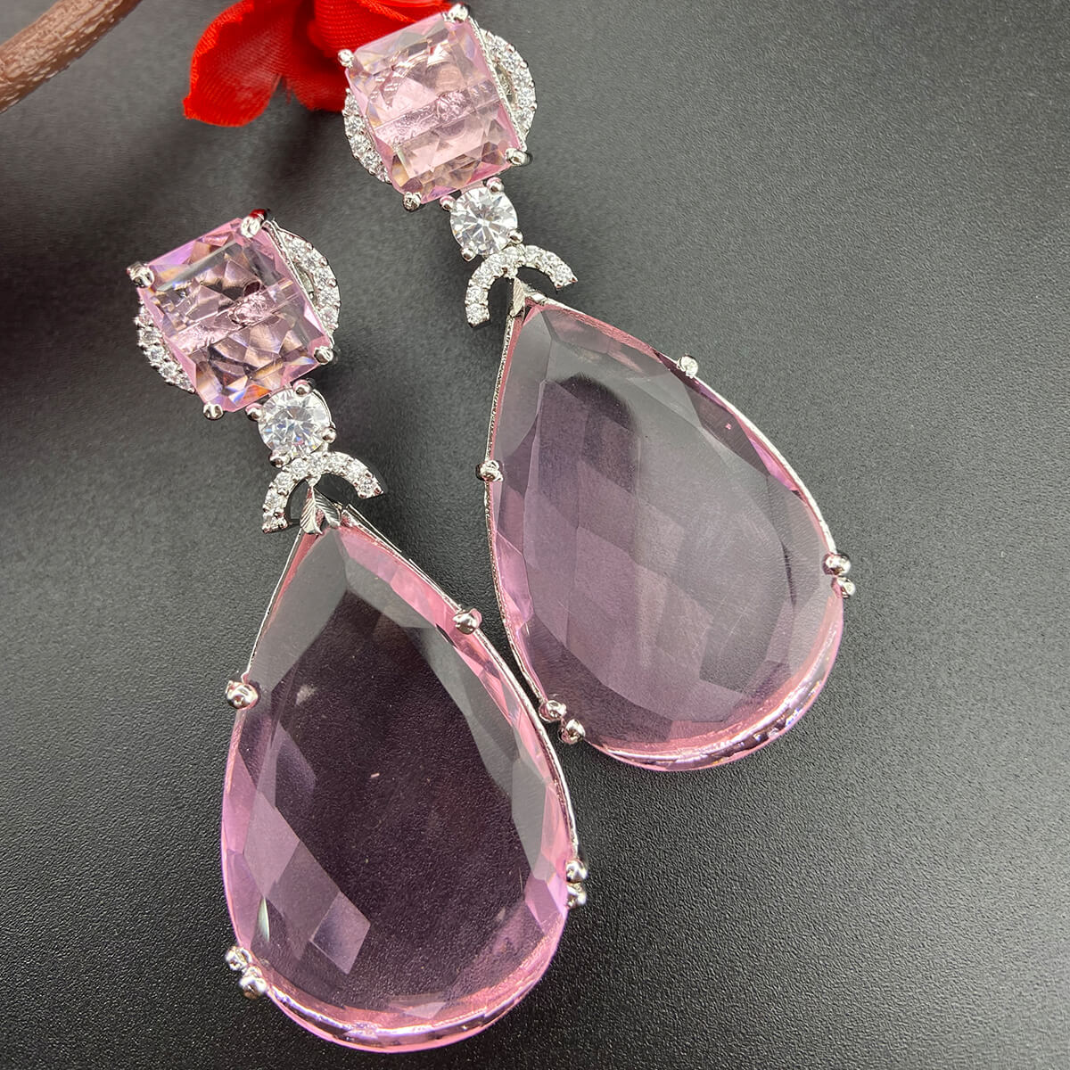 Design 3-Doublets With American Diamonds (2)