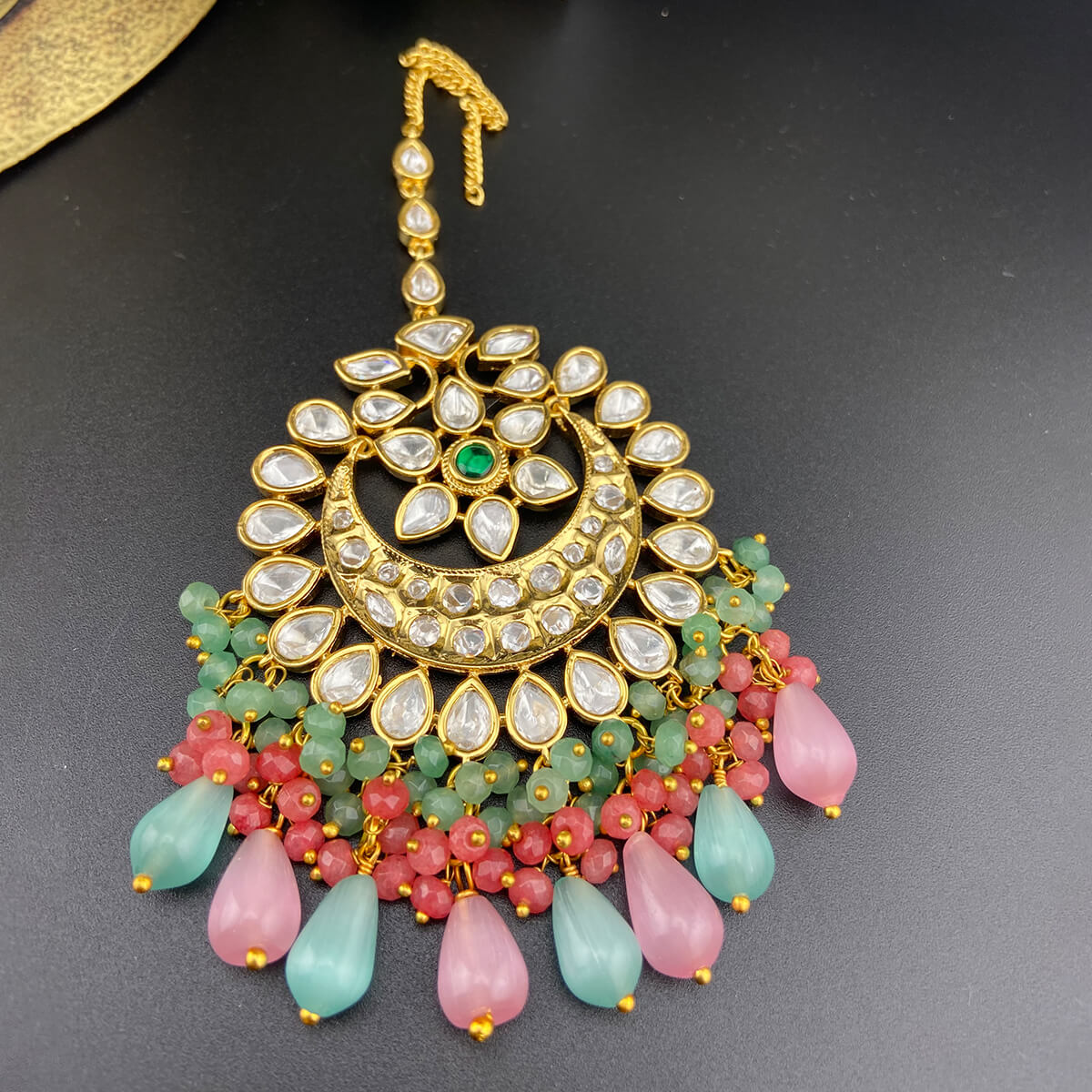 Tyani Kundan Tikka
