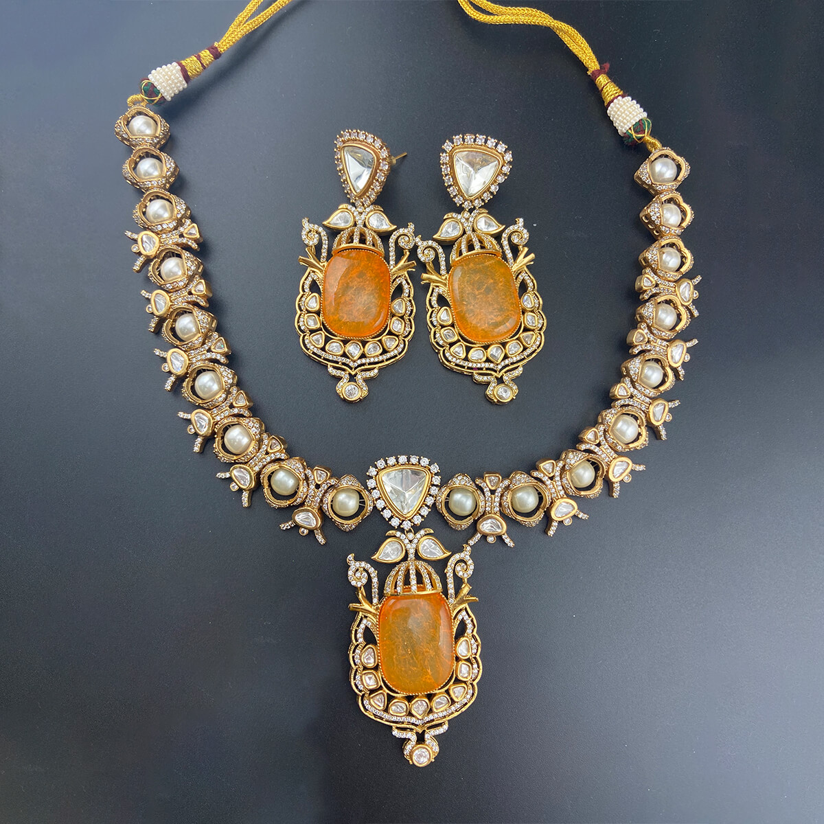 Tyani Kundan With Moissanite